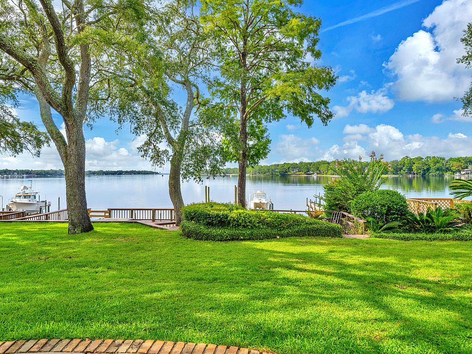 1st image of 704 Regatta Dr #704