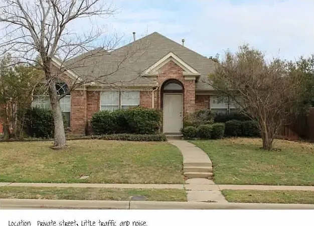 3 bed, 1685 sqft, $2,400 — Photo 1
