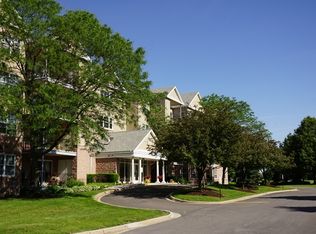 13750 Bristlecone Dr APT 112, Plainfield, IL 60544