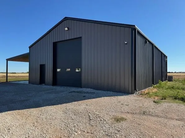 271 County Road 304 #F, Seminole, TX 79360