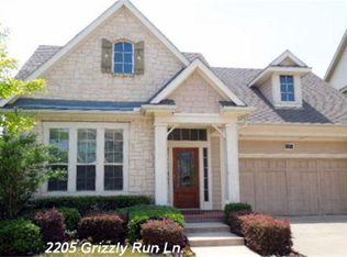 2205 Grizzly Run Ln, Euless, TX 76039