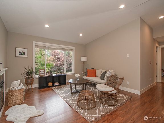 3rd image of 21301 48th Avenue W #A211