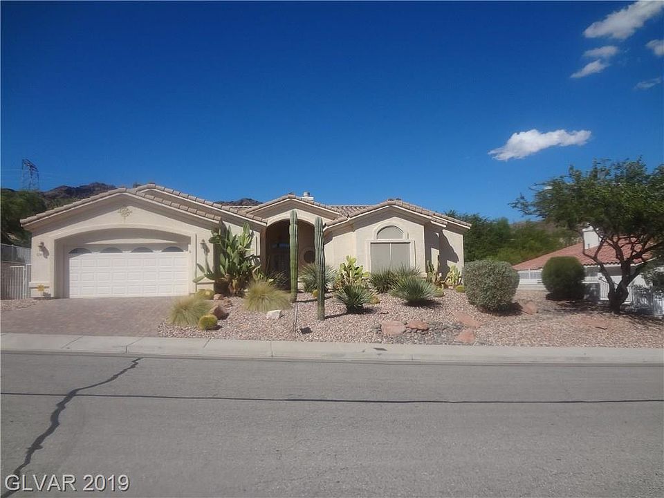 1st image of 634 Granada Dr