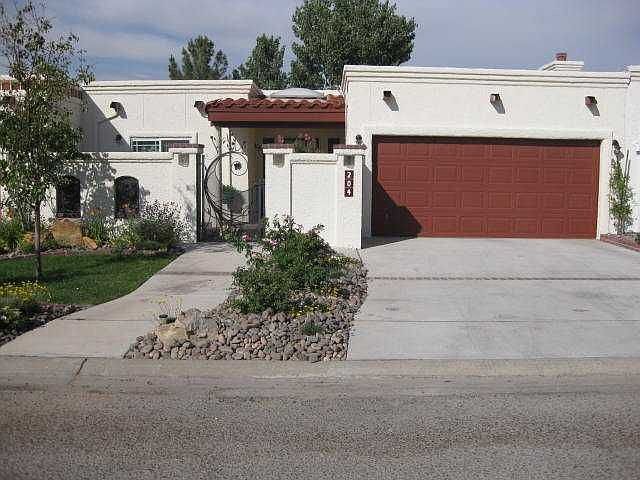 1st image of 204 Casas Bellas Ct