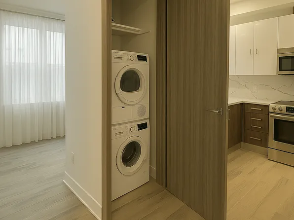 2478 East 11th Street image 9 of 16