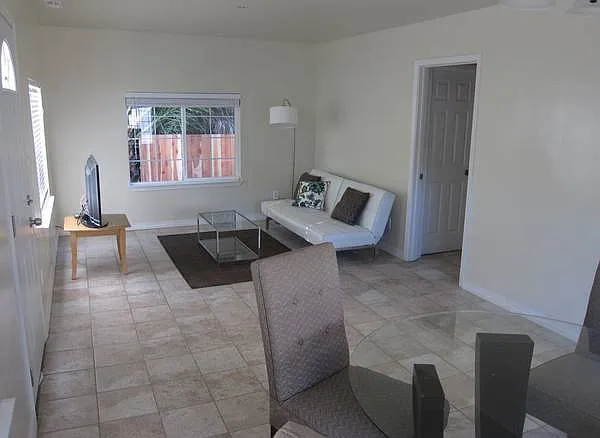 1524 Kearney St — Photo 2