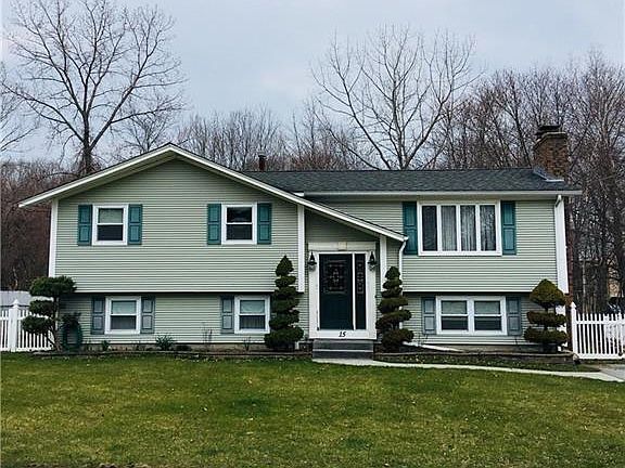 2nd image of 15 Sycamore Dr