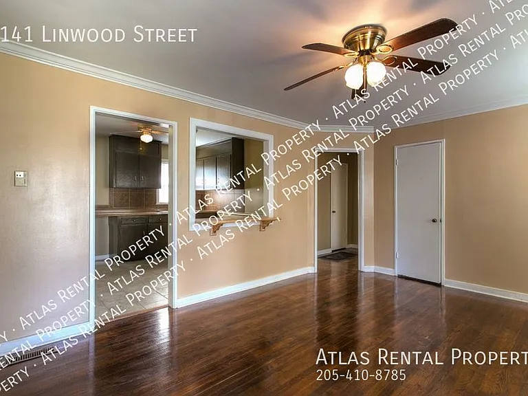 1141 Linwood St — Photo 5