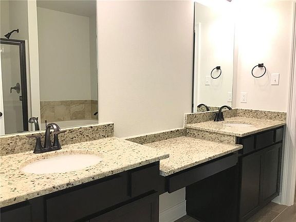4th image of 50 Pepper Creek Dr