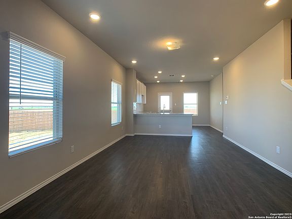 5th image of 2723 Bloomsbury Street
