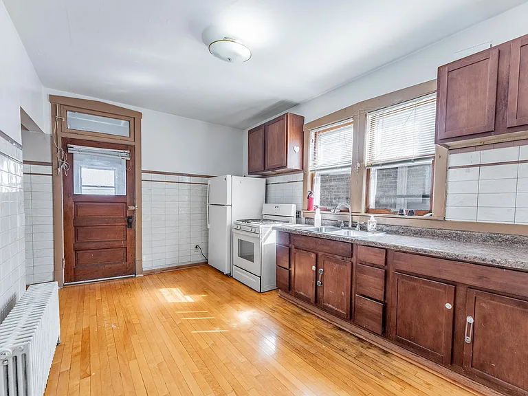 1845 Oak Park Ave #2 — Photo 6