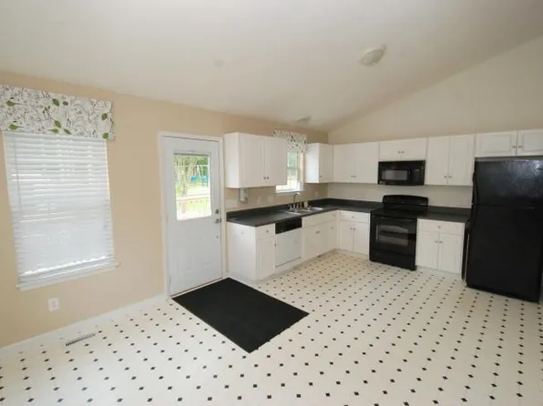 117 Shipyard Blvd, Chapin, SC 29036