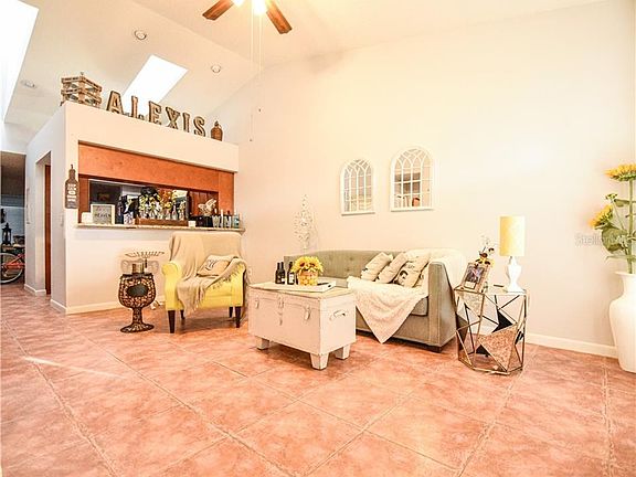 3rd image of 2749 Countryside Blvd APT 5