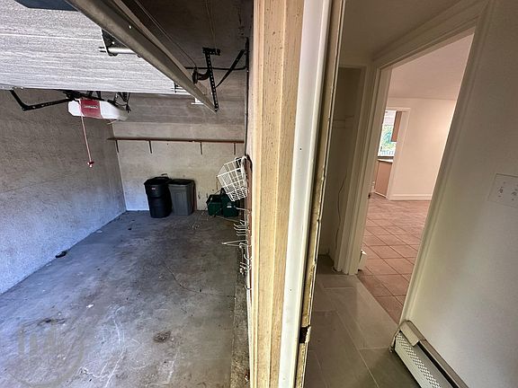 4th image of 36 Intervale Rd