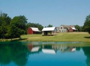 5982 Bobwhite Rd, Gilmer, TX 75645