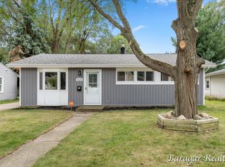 1626 Matilda St NE, Grand Rapids, MI 49503