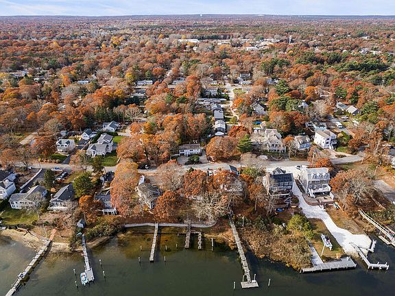 5th image of 24 Edgewater Drive E