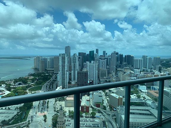 2nd image of 888 Biscayne Blvd APT 5504