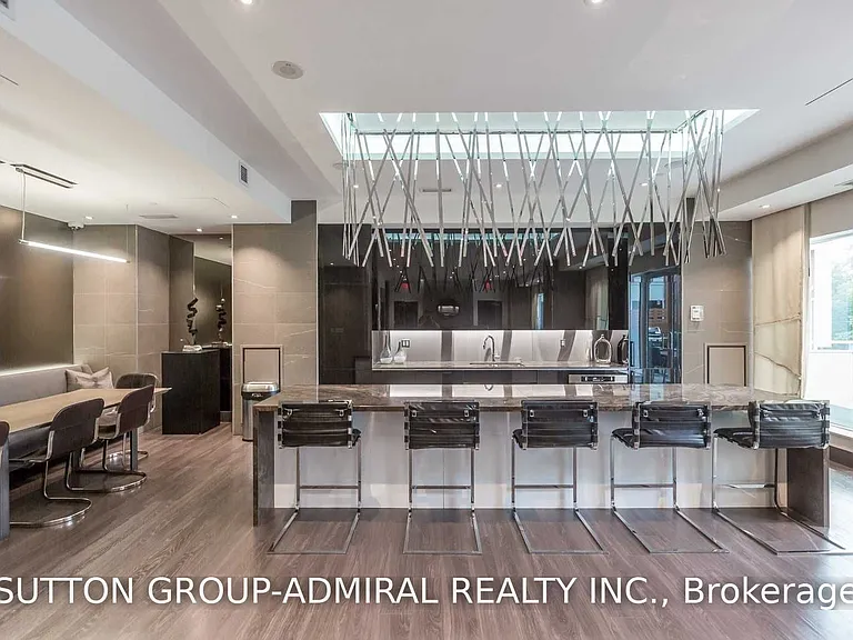 1830 Bloor St W #637 — Photo 17