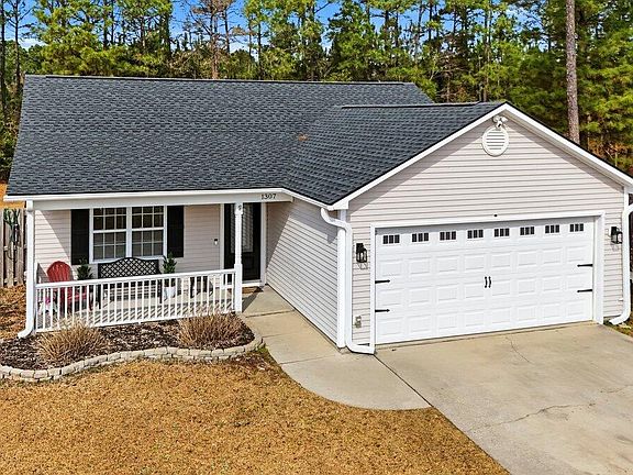 2nd image of 1307 Parkland Way