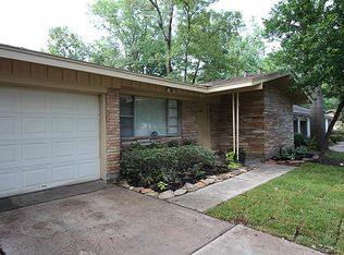 1008 Windswept Dr, Conroe, TX 77301