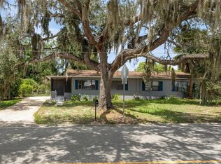 1220 Morin St #B, Eustis, FL 32726