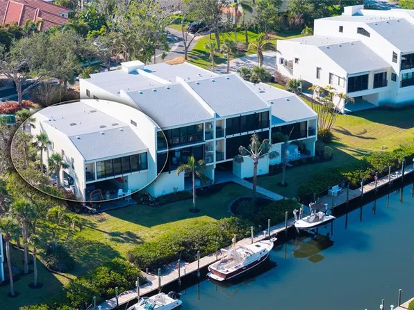 4104 128th St W APT 704, Cortez, FL 34215