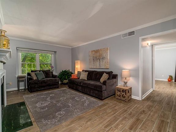 5th image of 11 Glenald Way NW