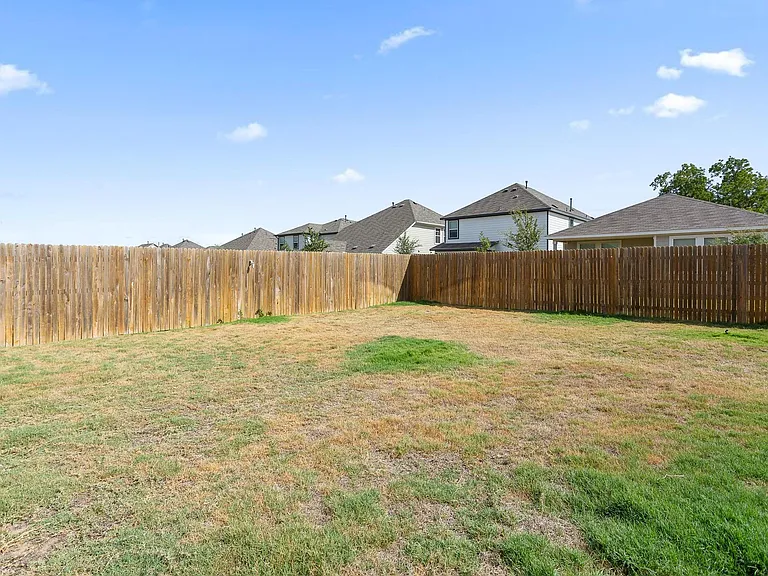12104 Cimaizon Dr — Photo 24