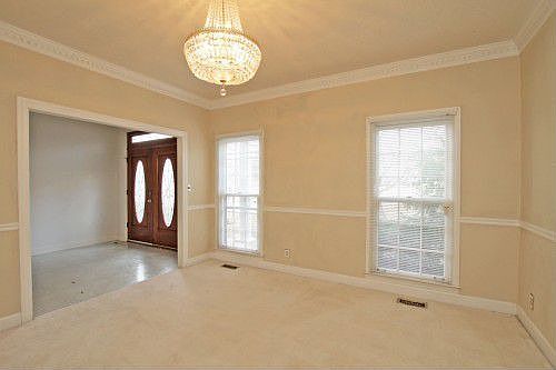 2nd image of 536 Brentwood Cir