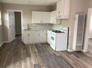 934 Walnut Ave, Long Beach, CA 90813