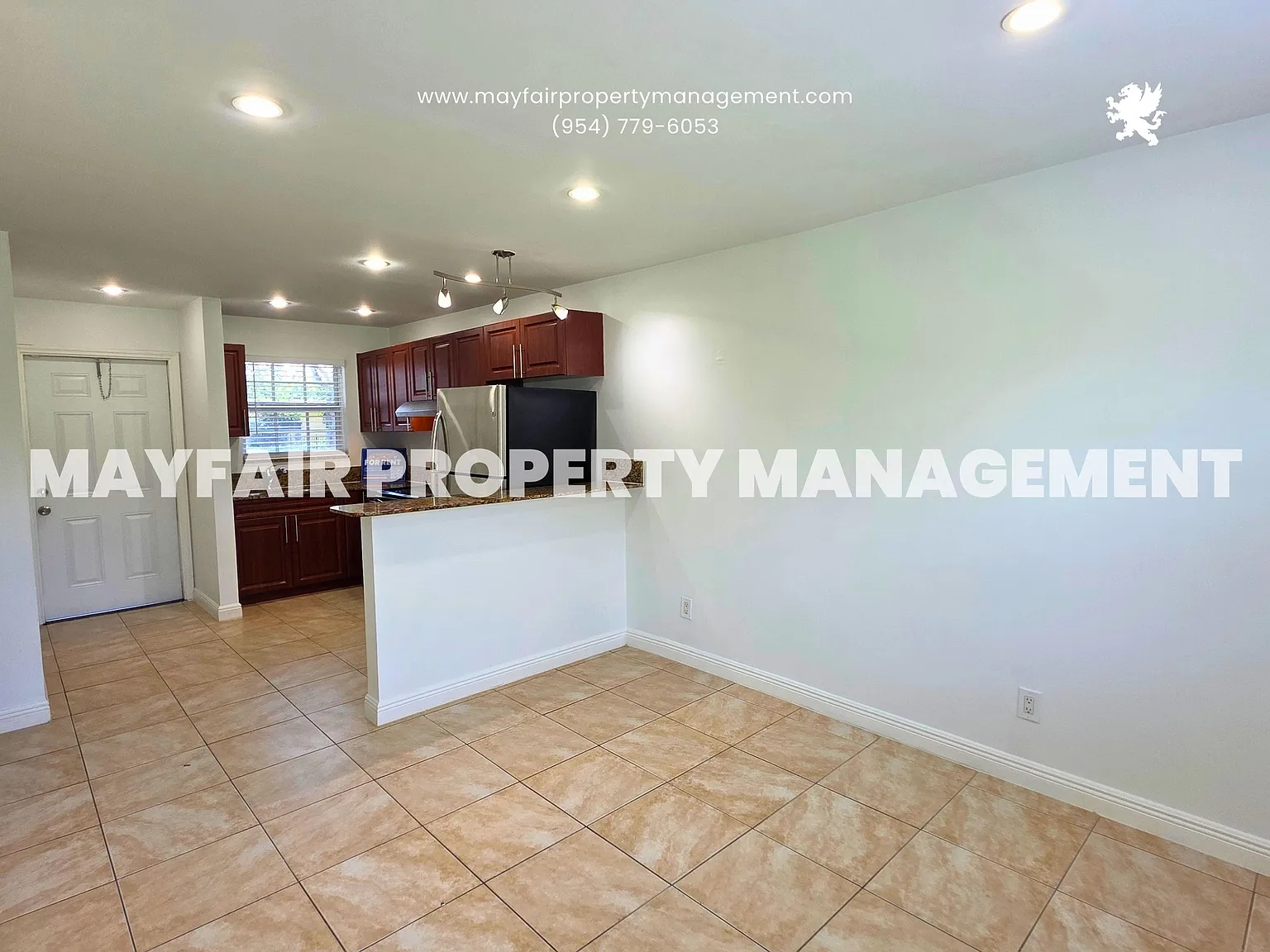 5621 Southwest 36th Court - 105 — Photo 1