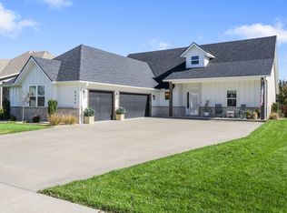 6040 S Kings Ave, Springfield, MO 65810