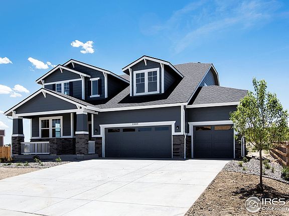 3 Car 760 Sq ft Garage