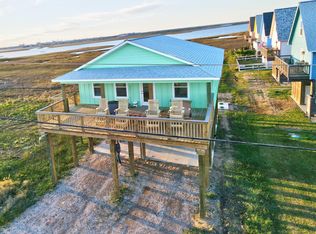 1627 Blue Water Hwy, Surfside Beach, TX 77541