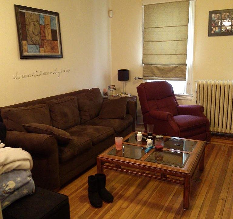 Living room comfy with hardwood floors