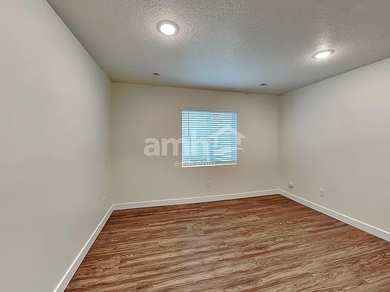 8968 S Wilroy Rd — Photo 12