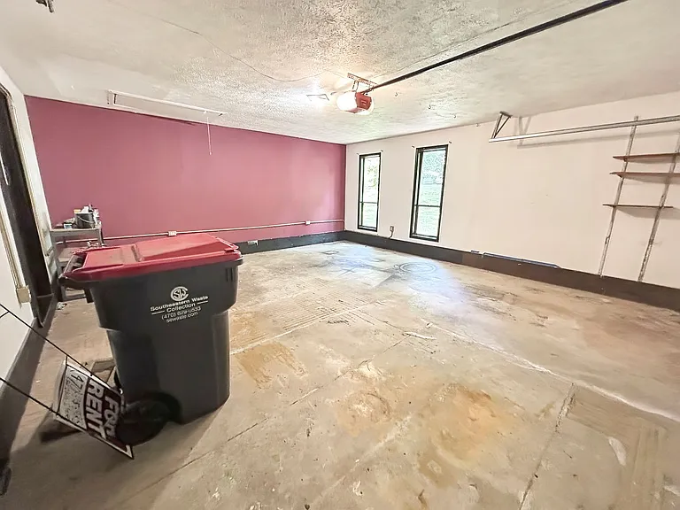 1642 Hillside St — Photo 25