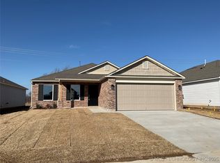 11484 S 232nd East Ave, Broken Arrow, OK 74014