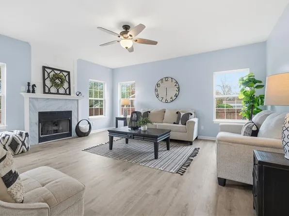 1108 McSherry Ct, Chesapeake, VA 23322