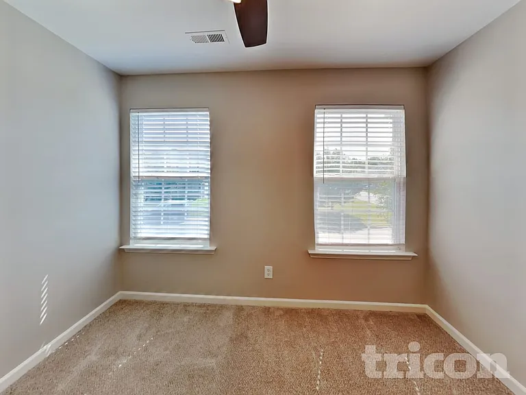 2345 Waverly Crossing Rd — Photo 17