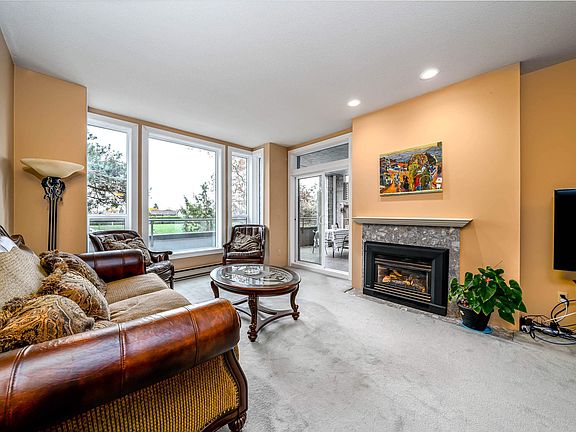 5th image of 12873 Railway Ave #123