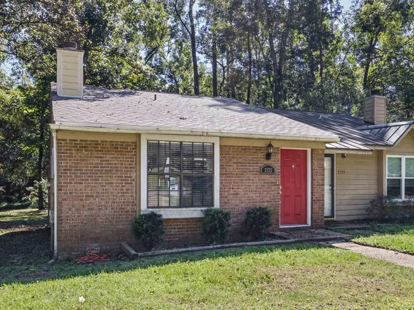 2125 Victory Garden Ln, Tallahassee, FL 32301