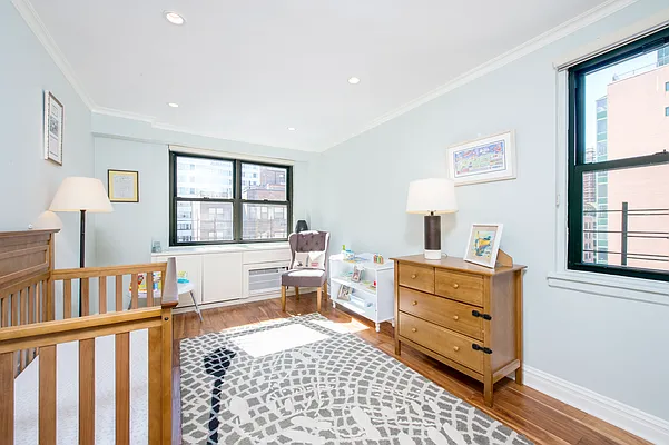 Sold by Douglas Elliman | media 6