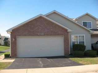 323 Capitol Dr UNIT A, Sugar Grove, IL 60554