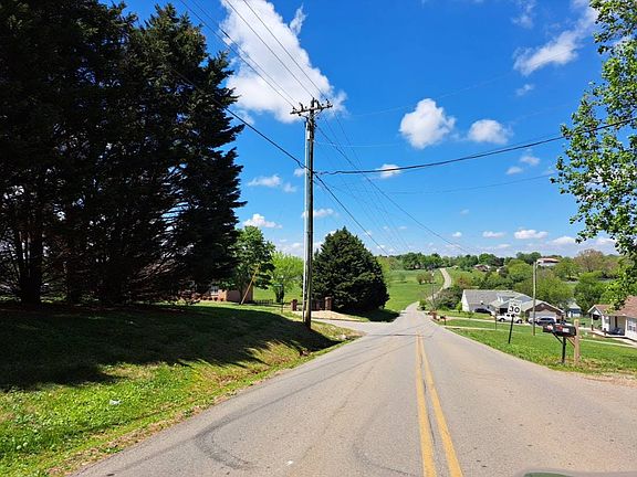 5th image of 1307 Clendenen Rd