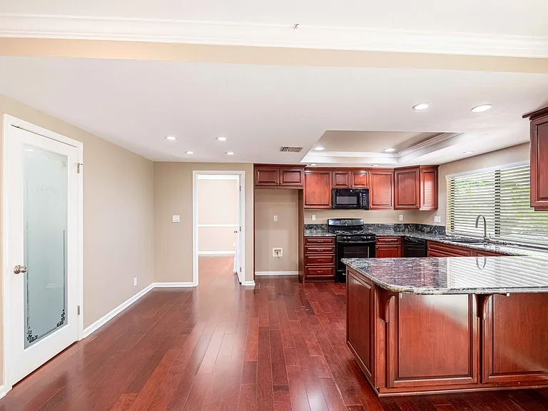4272 N Cedarpine Ln — Photo 11