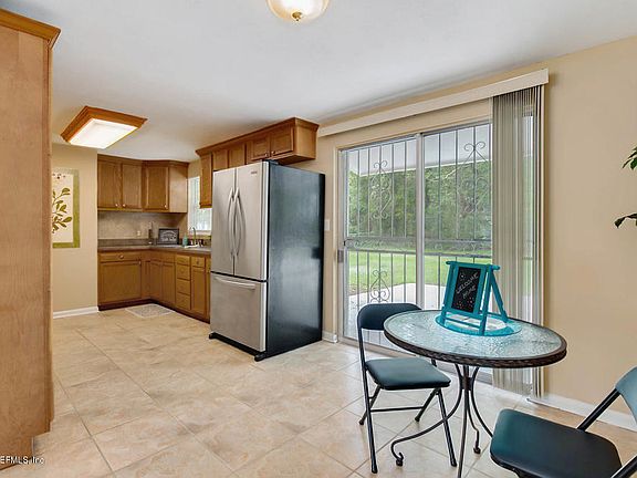 5th image of 6366 Barry Dr