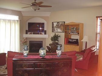 4th image of 722 Idlewyld Dr