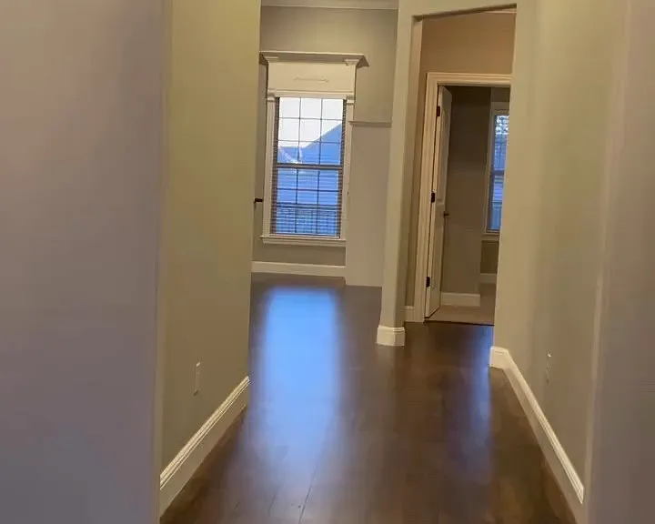 4709 N Crosswinds Dr — Photo 2